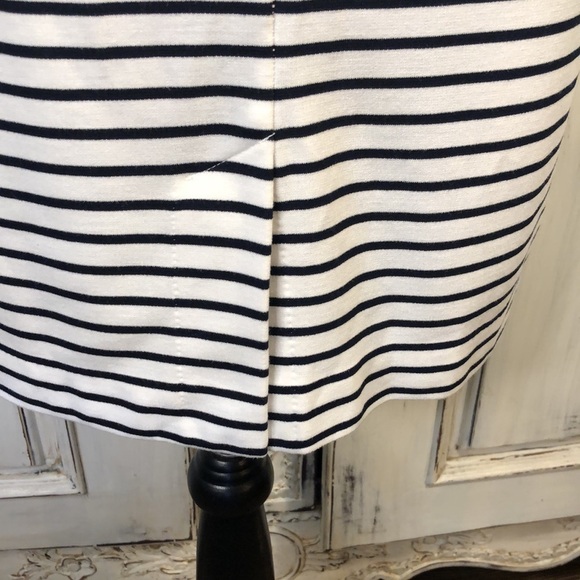 Banana Republic Black and White Stripe Waisted Short Sleeve Sheath Knit Dress - Picture 10 of 12